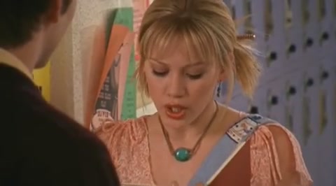 DailyDuff-dot-org_LizzieMcGuire-2x28TheGreatestCrushofAll0407.jpg