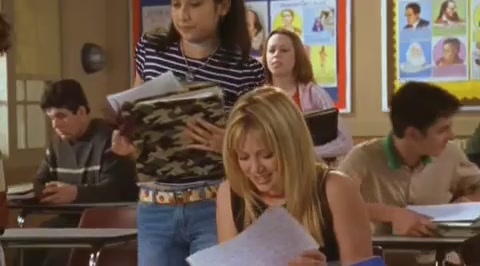DailyDuff-dot-org_LizzieMcGuire-2x28TheGreatestCrushofAll0543.jpg