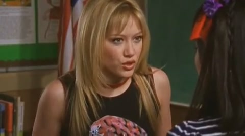 DailyDuff-dot-org_LizzieMcGuire-2x28TheGreatestCrushofAll0571.jpg
