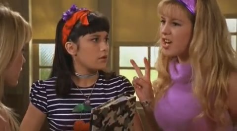 DailyDuff-dot-org_LizzieMcGuire-2x28TheGreatestCrushofAll0581.jpg
