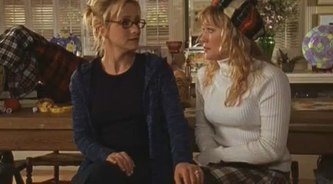 DailyDuff-dot-org_LizzieMcGuire-2x28TheGreatestCrushofAll0809.jpg