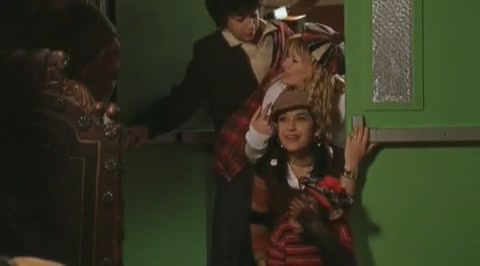 DailyDuff-dot-org_LizzieMcGuire-2x28TheGreatestCrushofAll1122.jpg DailyDuff-dot-org_LizzieMcGuire-2x28TheGreatestCrushofAll1122.jpg