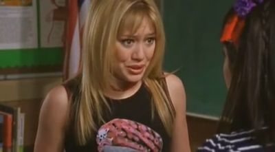 DailyDuff-dot-org_LizzieMcGuire-2x28TheGreatestCrushofAll0573.jpg