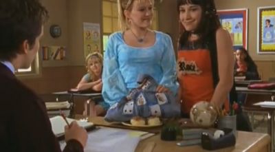 DailyDuff-dot-org_LizzieMcGuire-2x28TheGreatestCrushofAll0679.jpg