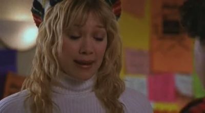 DailyDuff-dot-org_LizzieMcGuire-2x28TheGreatestCrushofAll0902.jpg