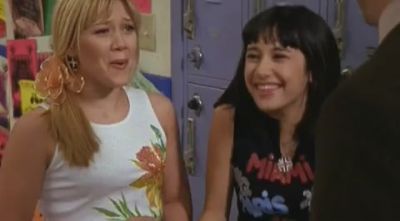 DailyDuff-dot-org_LizzieMcGuire-2x28TheGreatestCrushofAll1224.jpg