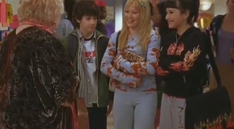 DailyDuff-dot-org_LizzieMcGuire-2x29GrandOleGrandma0325.jpg