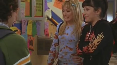 DailyDuff-dot-org_LizzieMcGuire-2x29GrandOleGrandma0360.jpg DailyDuff-dot-org_LizzieMcGuire-2x29GrandOleGrandma0360.jpg