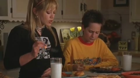 DailyDuff-dot-org_LizzieMcGuire-2x29GrandOleGrandma1078.jpg
