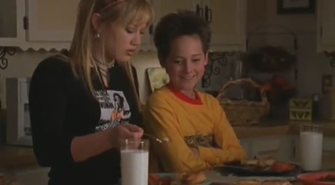 DailyDuff-dot-org_LizzieMcGuire-2x29GrandOleGrandma1173.jpg DailyDuff-dot-org_LizzieMcGuire-2x29GrandOleGrandma1173.jpg