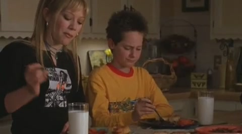 DailyDuff-dot-org_LizzieMcGuire-2x29GrandOleGrandma1176.jpg DailyDuff-dot-org_LizzieMcGuire-2x29GrandOleGrandma1176.jpg