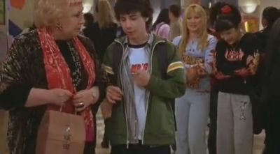 DailyDuff-dot-org_LizzieMcGuire-2x29GrandOleGrandma0348.jpg