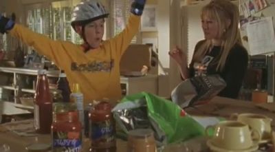 DailyDuff-dot-org_LizzieMcGuire-2x29GrandOleGrandma0735.jpg