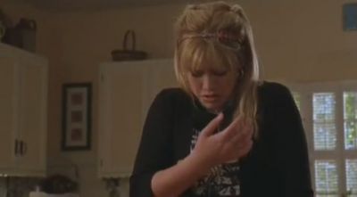 DailyDuff-dot-org_LizzieMcGuire-2x29GrandOleGrandma0790.jpg