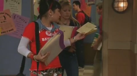 DailyDuff-dot-org_LizzieMcGuire-2x30MyFairLarry0098.jpg DailyDuff-dot-org_LizzieMcGuire-2x30MyFairLarry0098.jpg