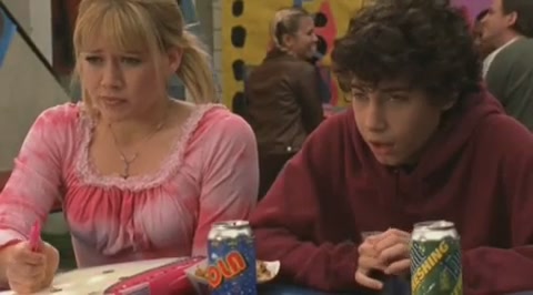 DailyDuff-dot-org_LizzieMcGuire-2x30MyFairLarry0413.jpg DailyDuff-dot-org_LizzieMcGuire-2x30MyFairLarry0413.jpg