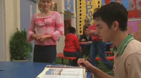 DailyDuff-dot-org_LizzieMcGuire-2x30MyFairLarry0428.jpg DailyDuff-dot-org_LizzieMcGuire-2x30MyFairLarry0428.jpg