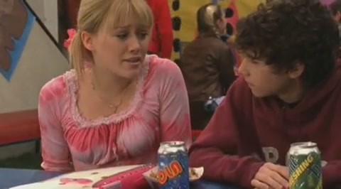 DailyDuff-dot-org_LizzieMcGuire-2x30MyFairLarry0462.jpg DailyDuff-dot-org_LizzieMcGuire-2x30MyFairLarry0462.jpg