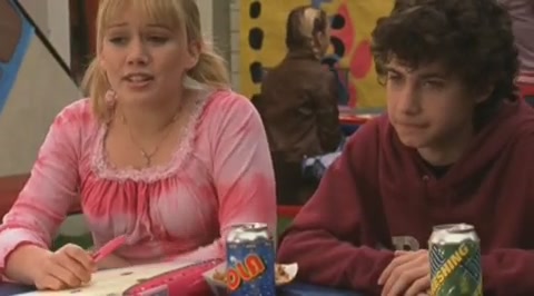 DailyDuff-dot-org_LizzieMcGuire-2x30MyFairLarry0474.jpg DailyDuff-dot-org_LizzieMcGuire-2x30MyFairLarry0474.jpg