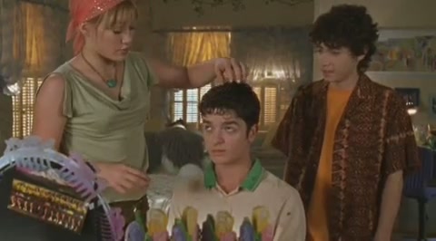 DailyDuff-dot-org_LizzieMcGuire-2x30MyFairLarry0805.jpg DailyDuff-dot-org_LizzieMcGuire-2x30MyFairLarry0805.jpg