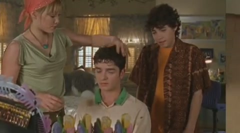 DailyDuff-dot-org_LizzieMcGuire-2x30MyFairLarry0806.jpg DailyDuff-dot-org_LizzieMcGuire-2x30MyFairLarry0806.jpg