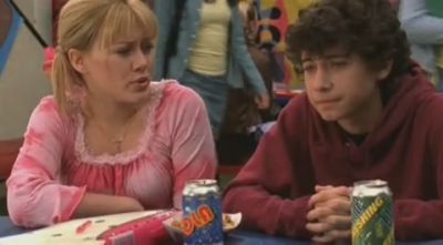 DailyDuff-dot-org_LizzieMcGuire-2x30MyFairLarry0503.jpg