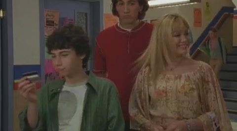 DailyDuff-dot-org_LizzieMcGuire-2x31TheGordoShuffle0094.jpg DailyDuff-dot-org_LizzieMcGuire-2x31TheGordoShuffle0094.jpg