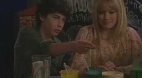 DailyDuff-dot-org_LizzieMcGuire-2x31TheGordoShuffle0199.jpg DailyDuff-dot-org_LizzieMcGuire-2x31TheGordoShuffle0199.jpg