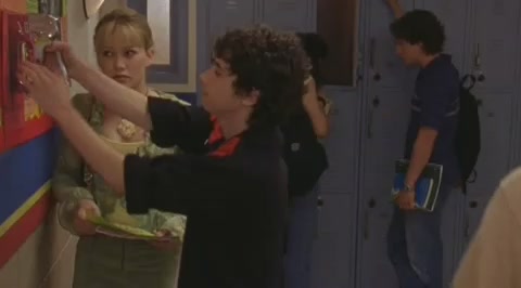 DailyDuff-dot-org_LizzieMcGuire-2x31TheGordoShuffle0422.jpg DailyDuff-dot-org_LizzieMcGuire-2x31TheGordoShuffle0422.jpg