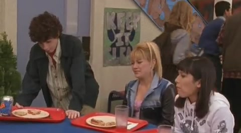 DailyDuff-dot-org_LizzieMcGuire-2x32MyDinnerWithDig0005.jpg
