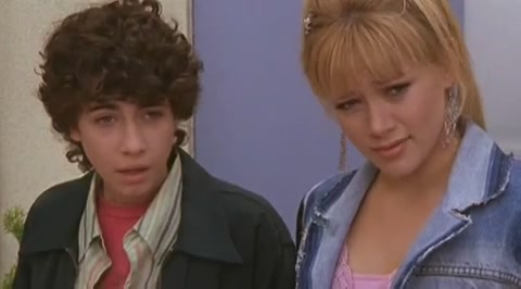 DailyDuff-dot-org_LizzieMcGuire-2x32MyDinnerWithDig0013.jpg