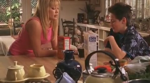 DailyDuff-dot-org_LizzieMcGuire-2x32MyDinnerWithDig0181.jpg