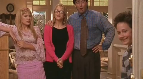 DailyDuff-dot-org_LizzieMcGuire-2x32MyDinnerWithDig0338.jpg