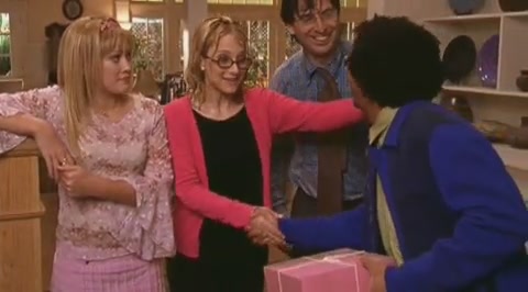 DailyDuff-dot-org_LizzieMcGuire-2x32MyDinnerWithDig0344.jpg