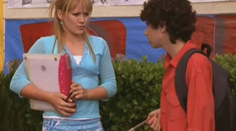 DailyDuff-dot-org_LizzieMcGuire-2x32MyDinnerWithDig0405.jpg