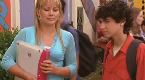 DailyDuff-dot-org_LizzieMcGuire-2x32MyDinnerWithDig0432.jpg