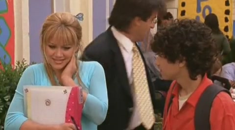 DailyDuff-dot-org_LizzieMcGuire-2x32MyDinnerWithDig0485.jpg