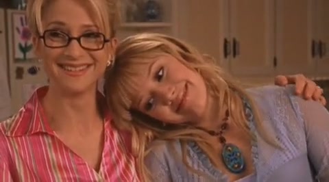 DailyDuff-dot-org_LizzieMcGuire-2x32MyDinnerWithDig1172.jpg DailyDuff-dot-org_LizzieMcGuire-2x32MyDinnerWithDig1172.jpg