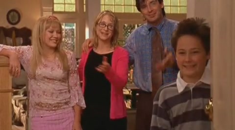 DailyDuff-dot-org_LizzieMcGuire-2x32MyDinnerWithDig1183.jpg