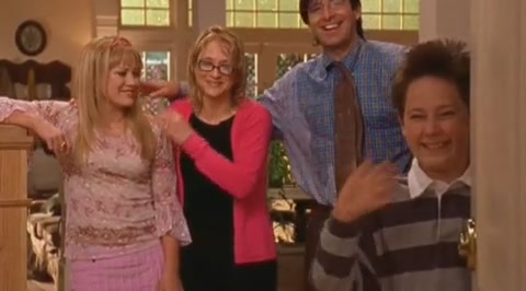 DailyDuff-dot-org_LizzieMcGuire-2x32MyDinnerWithDig1185.jpg DailyDuff-dot-org_LizzieMcGuire-2x32MyDinnerWithDig1185.jpg