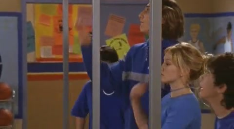 DailyDuff-dot-org_LizzieMcGuire-2x33JustOneOfTheGuys1245.jpg DailyDuff-dot-org_LizzieMcGuire-2x33JustOneOfTheGuys1245.jpg