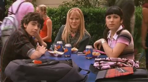 DailyDuff-dot-org_LizzieMcGuire-2x33JustOneOfTheGuys1389.jpg DailyDuff-dot-org_LizzieMcGuire-2x33JustOneOfTheGuys1389.jpg