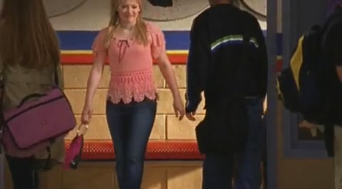 DailyDuff-dot-org_LizzieMcGuire-2x33JustOneOfTheGuys1946.jpg DailyDuff-dot-org_LizzieMcGuire-2x33JustOneOfTheGuys1946.jpg