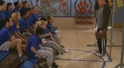 DailyDuff-dot-org_LizzieMcGuire-2x33JustOneOfTheGuys1241.jpg