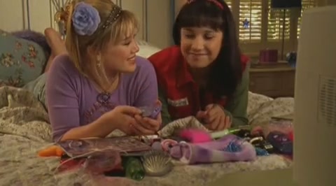 DailyDuff-dot-org_LizzieMcGuire-2x34MagicTrain0025.jpg