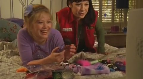 DailyDuff-dot-org_LizzieMcGuire-2x34MagicTrain0028.jpg