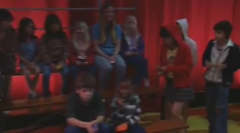 DailyDuff-dot-org_LizzieMcGuire-2x34MagicTrain0474.jpg DailyDuff-dot-org_LizzieMcGuire-2x34MagicTrain0474.jpg