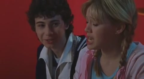 DailyDuff-dot-org_LizzieMcGuire-2x34MagicTrain0658.jpg