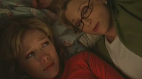 DailyDuff-dot-org_LizzieMcGuire-2x34MagicTrain0818.jpg