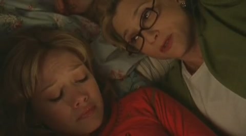 DailyDuff-dot-org_LizzieMcGuire-2x34MagicTrain0821.jpg